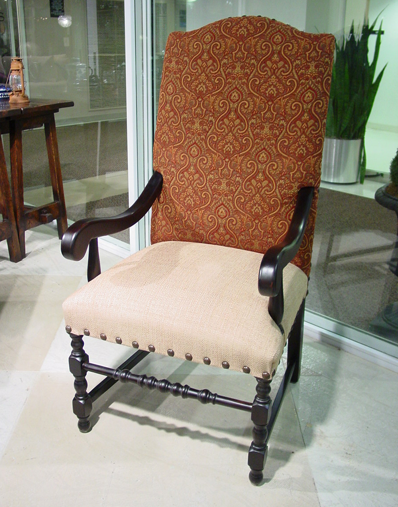 Windsor arm chair